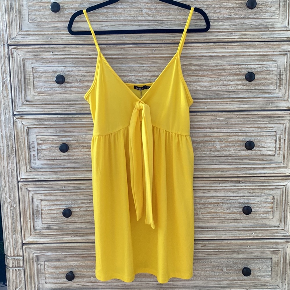 NWT BooHoo - Bright Yellow Front Tie Sundress